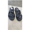 Image 3 : NEW PAIR OF CROCS. SIZE 7 W