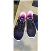 Image 2 : SKECHERS SIZE 3 SWIFT FIT SHOES AND ADIDAS ADILETTE SHOWER K KIDS SANDLES SIZE 4