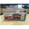 Image 2 : BLACK AND DECKER 4-SLICE AIR FRYER TOASTER OVEN - TESTED WORKING, RETAIL $179