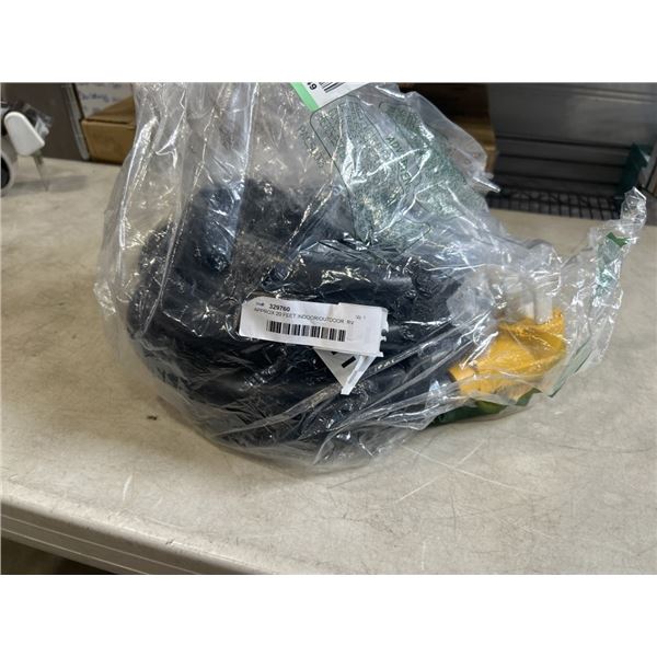 APPROX 20 FEET INDOOR/OUTDOOR  RV CORD. 6AWG/3C+8AWG/1C