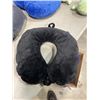 Image 2 : BOX OF NEW NECK PILLOWS