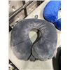 Image 3 : BOX OF NEW NECK PILLOWS