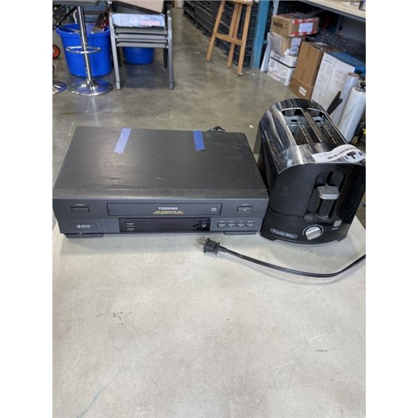 TOSHIBA VHS PLAYER WORKING AND 2 SLICE TOASTER