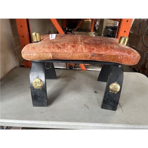LEATHER SADDLE STOOL