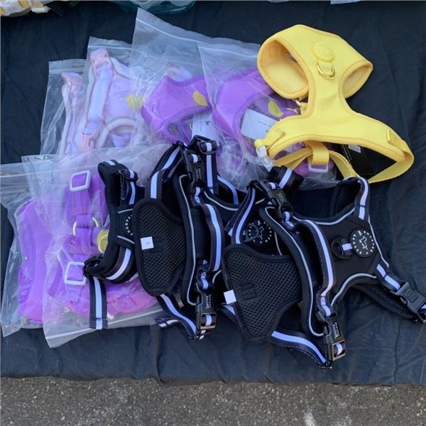 10 NEW THE SHARPER BARKER DOG HARNESSES SIZE SMALL