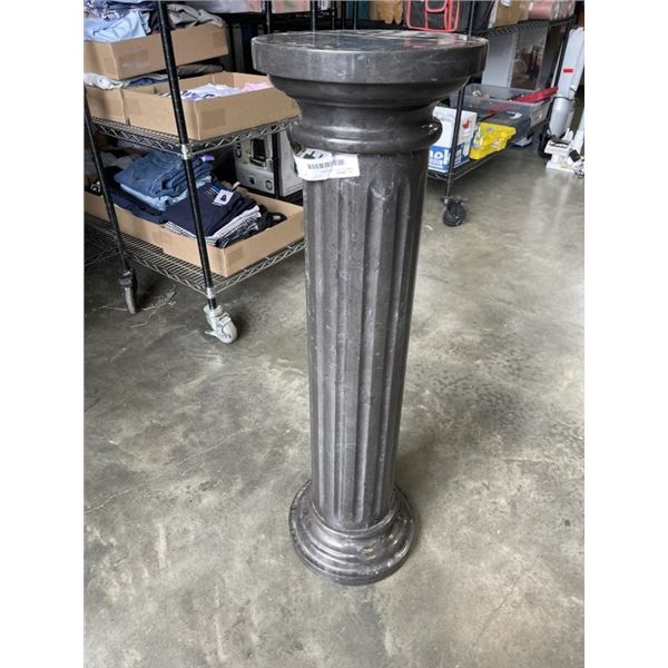 GRANITE 3 PIECE PEDESTAL