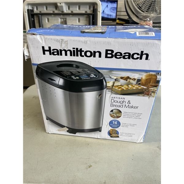 HAMILTON BEACN BREADMAKER. WORKING