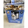 Image 2 : HAMILTON BEACN BREADMAKER. WORKING