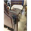Image 6 : KING SIZE BEDFRAME W/ SPLIT BOX SPRING