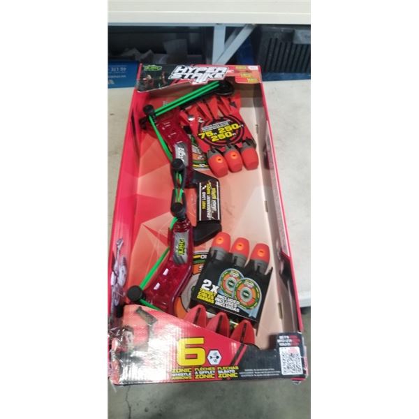 AS NEW HYPER STRIKE ARCHERY SET