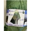 Image 3 : NEW BELOW ZERO WEARABLE OUTDOOR BLANKET