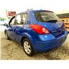 Image 20 : PARKSVILLE - 2009 NISSAN VERSA BLUE 212566 KMS - 360679-1