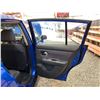 Image 41 : PARKSVILLE - 2009 NISSAN VERSA BLUE 212566 KMS - 360679-1