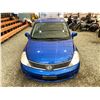 Image 7 : PARKSVILLE - 2009 NISSAN VERSA BLUE 212566 KMS - 360679-1