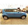 Image 11 : PARKSVILLE - 2015 KIA SOUL BLUE 256184 KMS - 229410A-2
