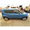 Image 12 : PARKSVILLE - 2015 KIA SOUL BLUE 256184 KMS - 229410A-2