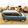 Image 13 : PARKSVILLE - 2015 KIA SOUL BLUE 256184 KMS - 229410A-2