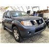 Image 8 : PARKSVILLE - 2010 NISSAN PATHFINDER BLUE 232474 KMS - 612101-3