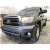 Image 2 : PARKSVILLE - 2013 TOYOTA TUNDRA GREY 284821 KMS - 042634-3