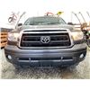 Image 5 : PARKSVILLE - 2013 TOYOTA TUNDRA GREY 284821 KMS - 042634-3