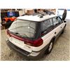 Image 16 : PARKSVILLE - 1997 SUBARU LEGACY WHITE 268900 KMS - 601279-2