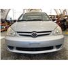 Image 4 : PARKSVILLE - 2004 TOYOTA ECHO SILVER 144441 KMS - 334776-3