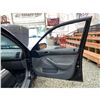 Image 36 : PARKSVILLE - 2003 HONDA CIVIC BLACK 221181 TMU KMS - 905630-3