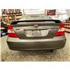 Image 17 : PARKSVILLE - 2003 TOYOTA CAMRY GREY 370809 KMS - 093303-2