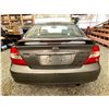 Image 18 : PARKSVILLE - 2003 TOYOTA CAMRY GREY 370809 KMS - 093303-2