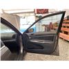 Image 37 : PARKSVILLE - 2003 TOYOTA CAMRY GREY 370809 KMS - 093303-2
