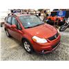 Image 9 : PARKSVILLE - 2010 SUZUKI SX4 ORANGE  129491 KMS - 300182-3