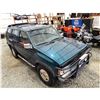 Image 10 : PARKSVILLE - 1995 NISSAN PATHFINDER GREEN 158222 KMS - 049852-3