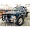 Image 1 : PARKSVILLE - 1995 NISSAN PATHFINDER GREEN 158222 KMS - 049852-3