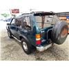 Image 21 : PARKSVILLE - 1995 NISSAN PATHFINDER GREEN 158222 KMS - 049852-3