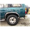 Image 29 : PARKSVILLE - 1995 NISSAN PATHFINDER GREEN 158222 KMS - 049852-3
