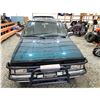 Image 7 : PARKSVILLE - 1995 NISSAN PATHFINDER GREEN 158222 KMS - 049852-3