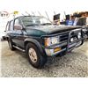 Image 8 : PARKSVILLE - 1995 NISSAN PATHFINDER GREEN 158222 KMS - 049852-3