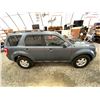 Image 12 : PARKSVILLE - 2011 FORD ESCAPE BLUE 183132 KMS - A83814-2