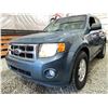 Image 2 : PARKSVILLE - 2011 FORD ESCAPE BLUE 183132 KMS - A83814-2