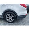 Image 36 : PARKSVILLE - 2013 HYUNDAI SANTA FE WHITE 254253 KMS - 011806-2