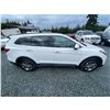 Image 47 : PARKSVILLE - 2013 HYUNDAI SANTA FE WHITE 254253 KMS - 011806-2