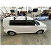 Image 13 : PARKSVILLE - 2008 TOYOTA SCION XB WHITE 287426 KMS - 129980-2