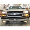 Image 32 : PARKSVILLE - 2004 CHEVROLET AVALANCHE GREY 219212 KMS - 311975-3