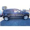 Image 16 : PARKSVILLE - 2010 VOLKSWAGEN TIGUAN BLACK 229826 KMS - 511852-3