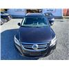 Image 5 : PARKSVILLE - 2010 VOLKSWAGEN TIGUAN BLACK 229826 KMS - 511852-3