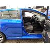Image 36 : PARKSVILLE - 2017 CHEVROLET SONIC BLUE 100696 KMS - 159511-3