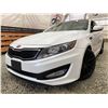 Image 1 : PARKSVILLE - 2013 KIA OPTIMA WHITE 228718 KMS - 325952-2