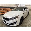Image 3 : PARKSVILLE - 2013 KIA OPTIMA WHITE 228718 KMS - 325952-2
