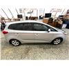 Image 12 : PARKSVILLE - 2014 KIA RONDO  SILVER 96805 KMS - 013335-4