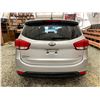 Image 18 : PARKSVILLE - 2014 KIA RONDO  SILVER 96805 KMS - 013335-4
